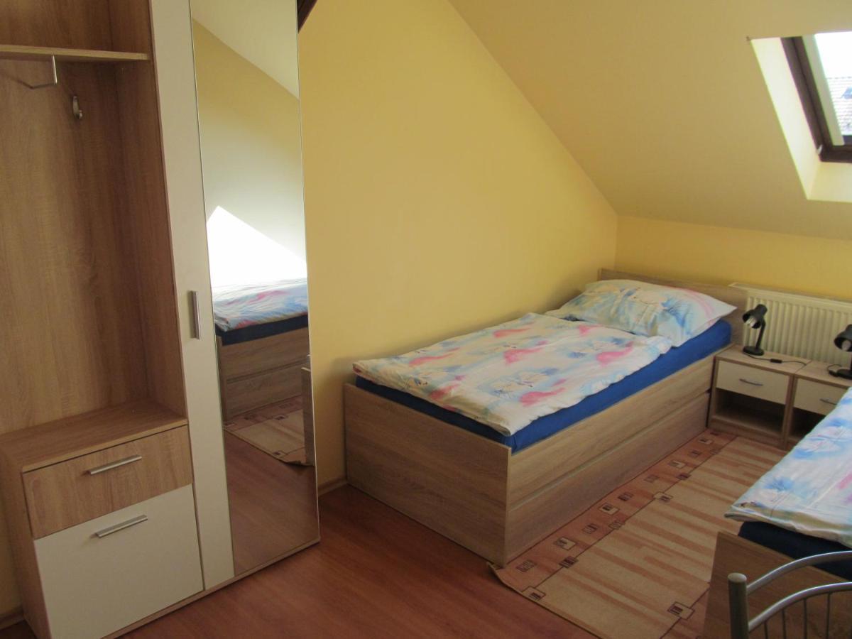 A+S Penzion Podzamok สปิซเค ปอดราดิเย ภายนอก รูปภาพ
